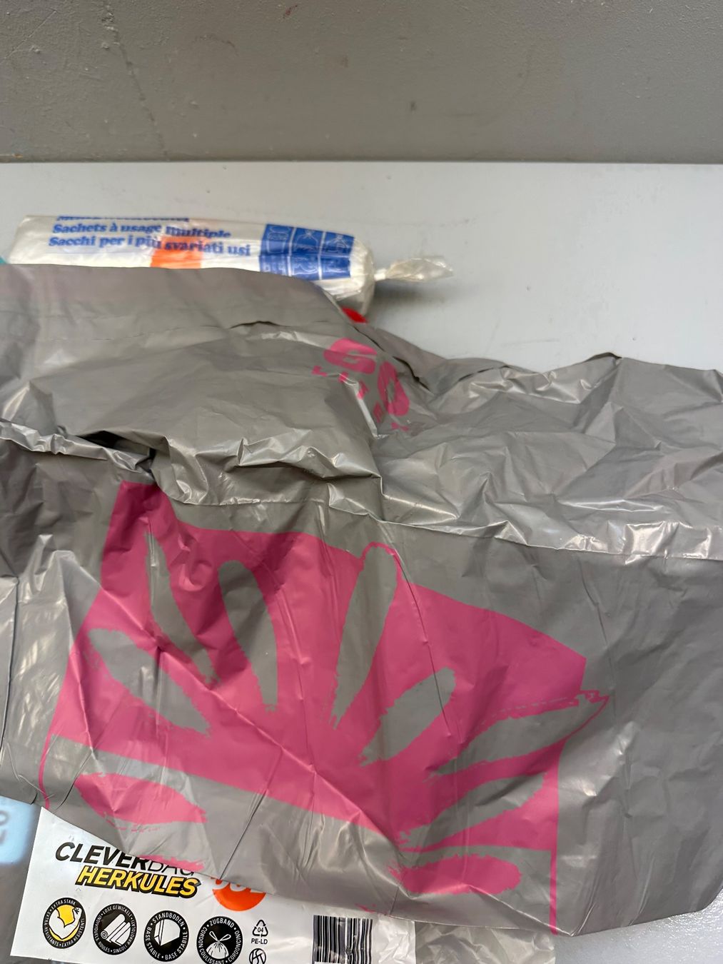 Sacs: PLASTIKSÄCKE DIV AB 1.-!!! – D'occasion à Zürich par NIKI777 5