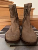 Fiorentini + Baker beige Boots mit Nieten