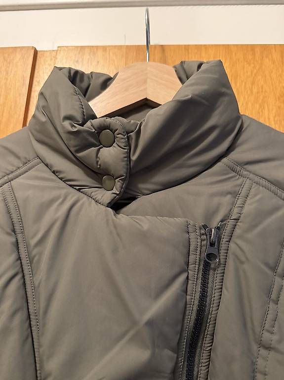 Vestes: Damen-Daunenjacke – D'occasion à Wallisellen par Versiva4 1