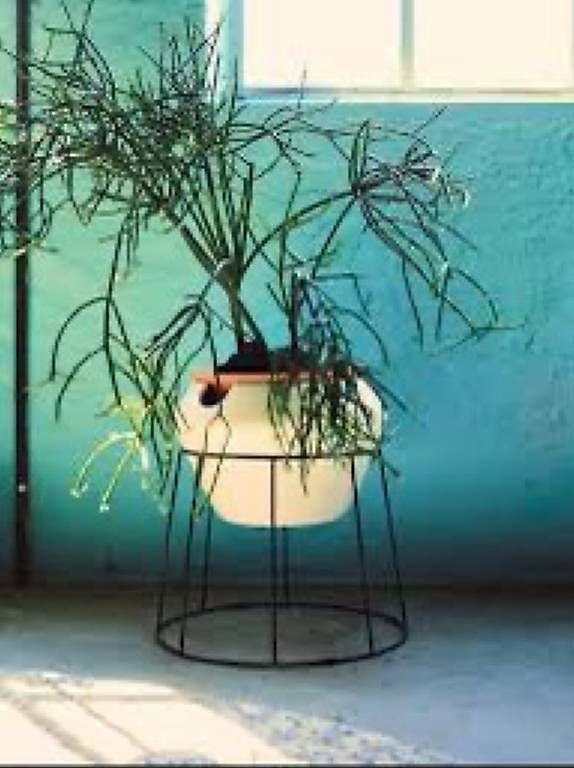 Pots de fleurs: Planzen Übertopf auf Beinen  – D'occasion à Cham par bree88