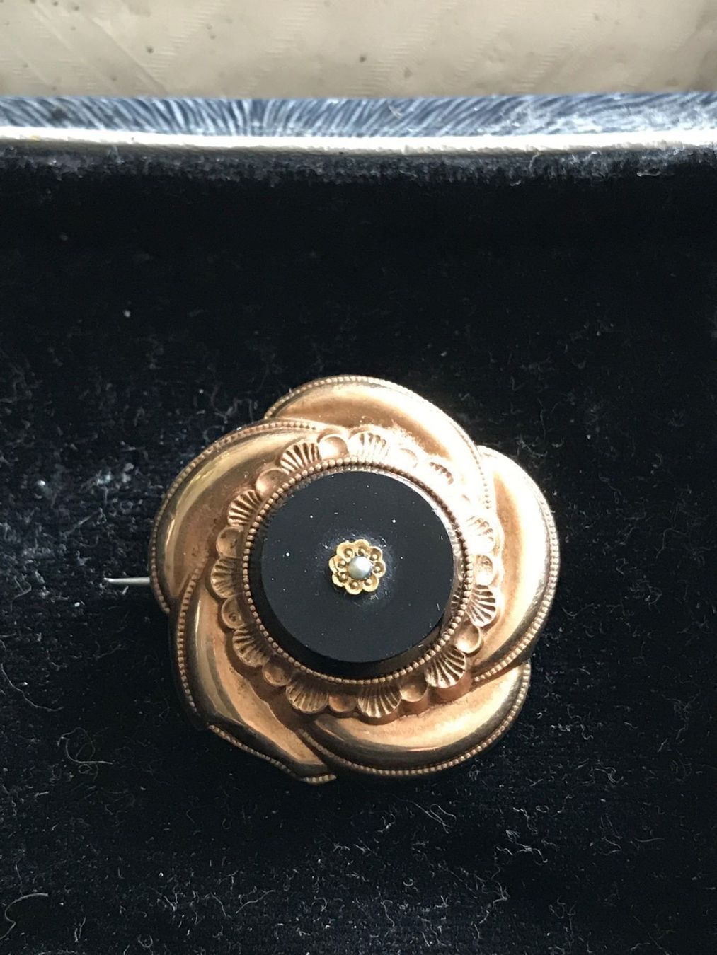 Ciondoli: gold riesig BIEDERMEIER pin&pendant Box – Usato da Basel venduto da gretchen03 1