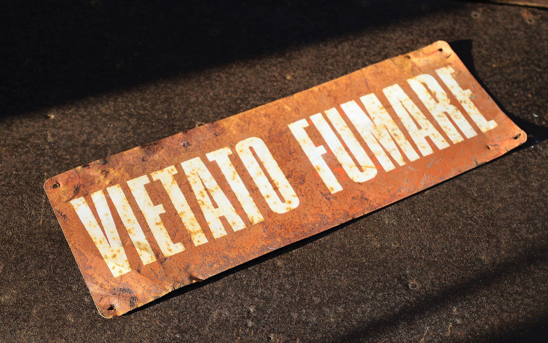 Insegne: Blechschild "Vietato Fumare" – Usato da Birrwil venduto da brandschatz_birrwil
