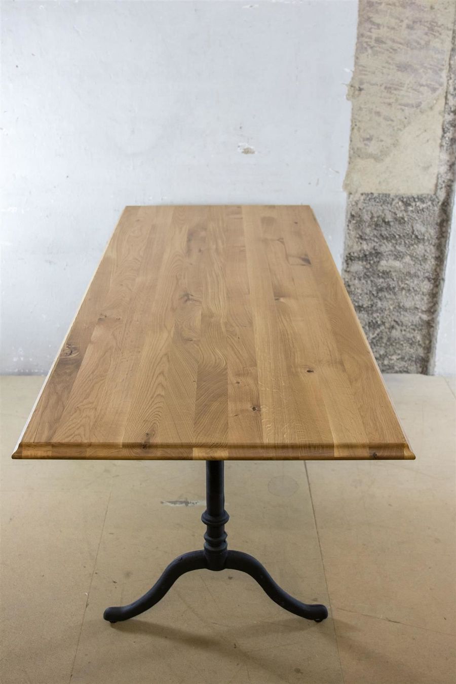Tische: Neuer Beizentisch Eiche hell 200 x 77 cm – Neu (gemäss Beschreibung) aus Zürich von ZuercherBrockenhaus 2