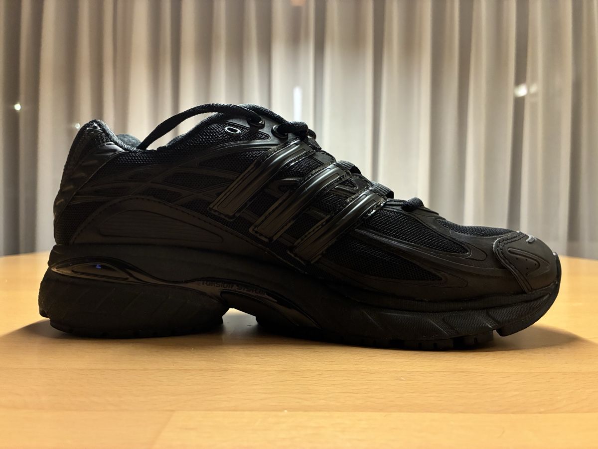 Adidas Scarpe da uomo: Adidas Adistar Cushion Grösse 41 1/3 – Nuovo (secondo la descrizione) da Goldach venduto da het_vp7q 1