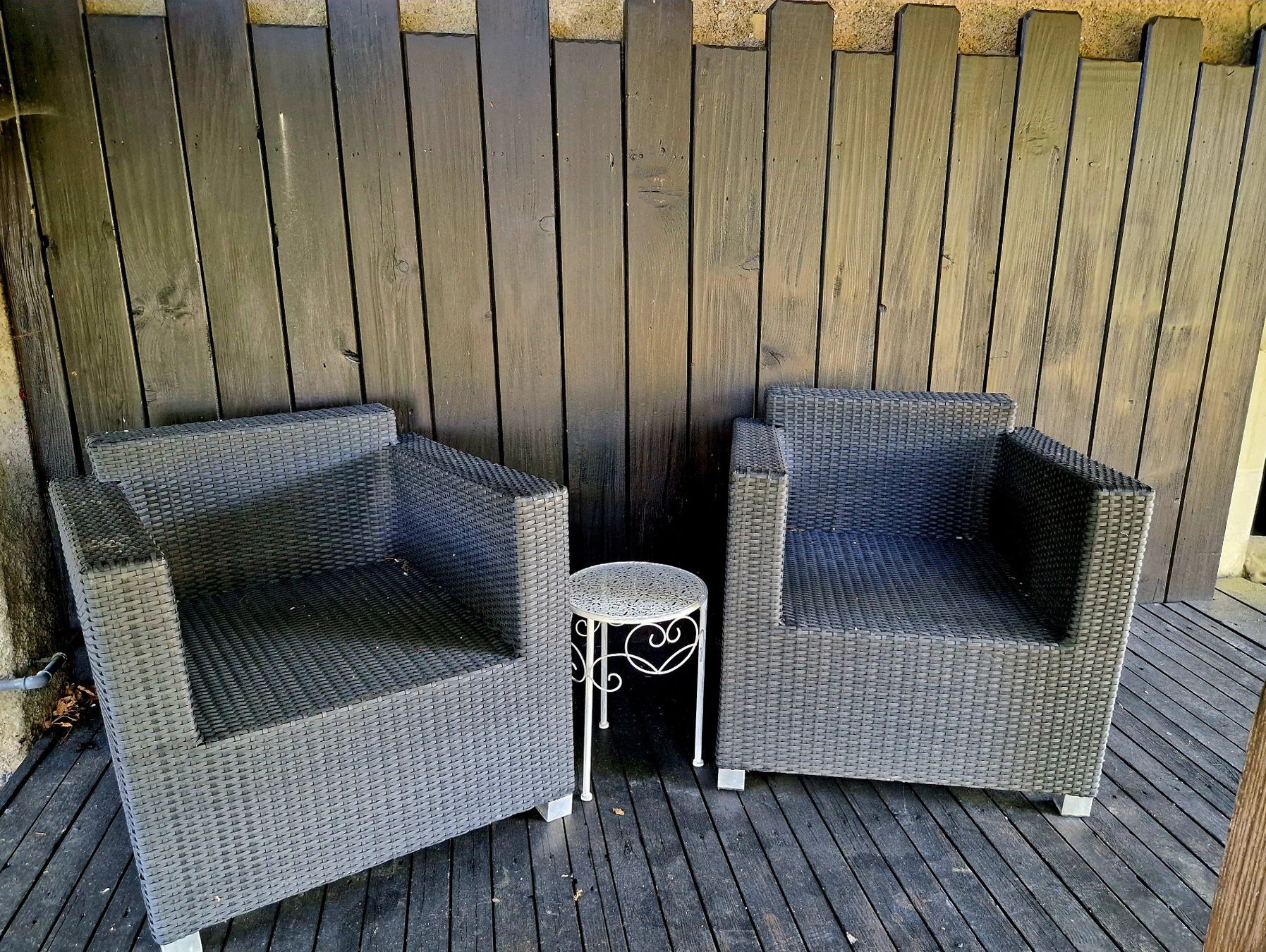 Poltrone: 2 Gartensessel ohne Polster – Usato da Heimiswil venduto da Windspiel145