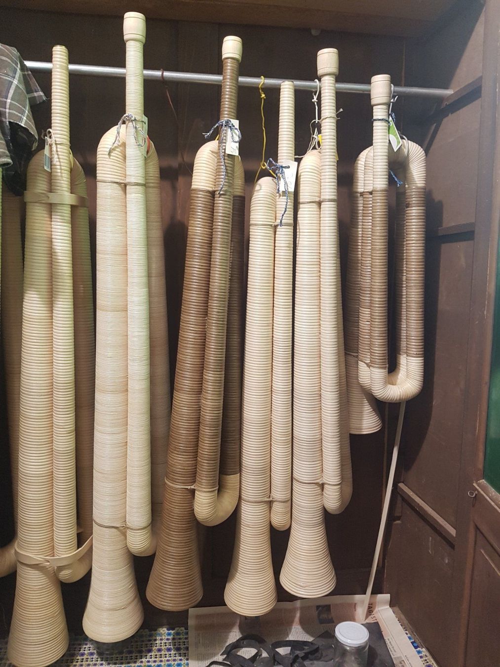 Strumenti musicali: Büchel Alphorn – Usato da Muotathal venduto da Ugasamweli 4