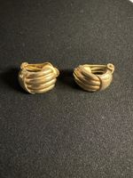 Ohrclips goldfarben modisch guter Zustand