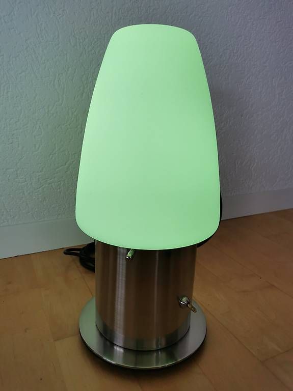 Lampade: Tischlampe mit Farbwechsel – Usato da Lauerz venduto da Power-Angel 2