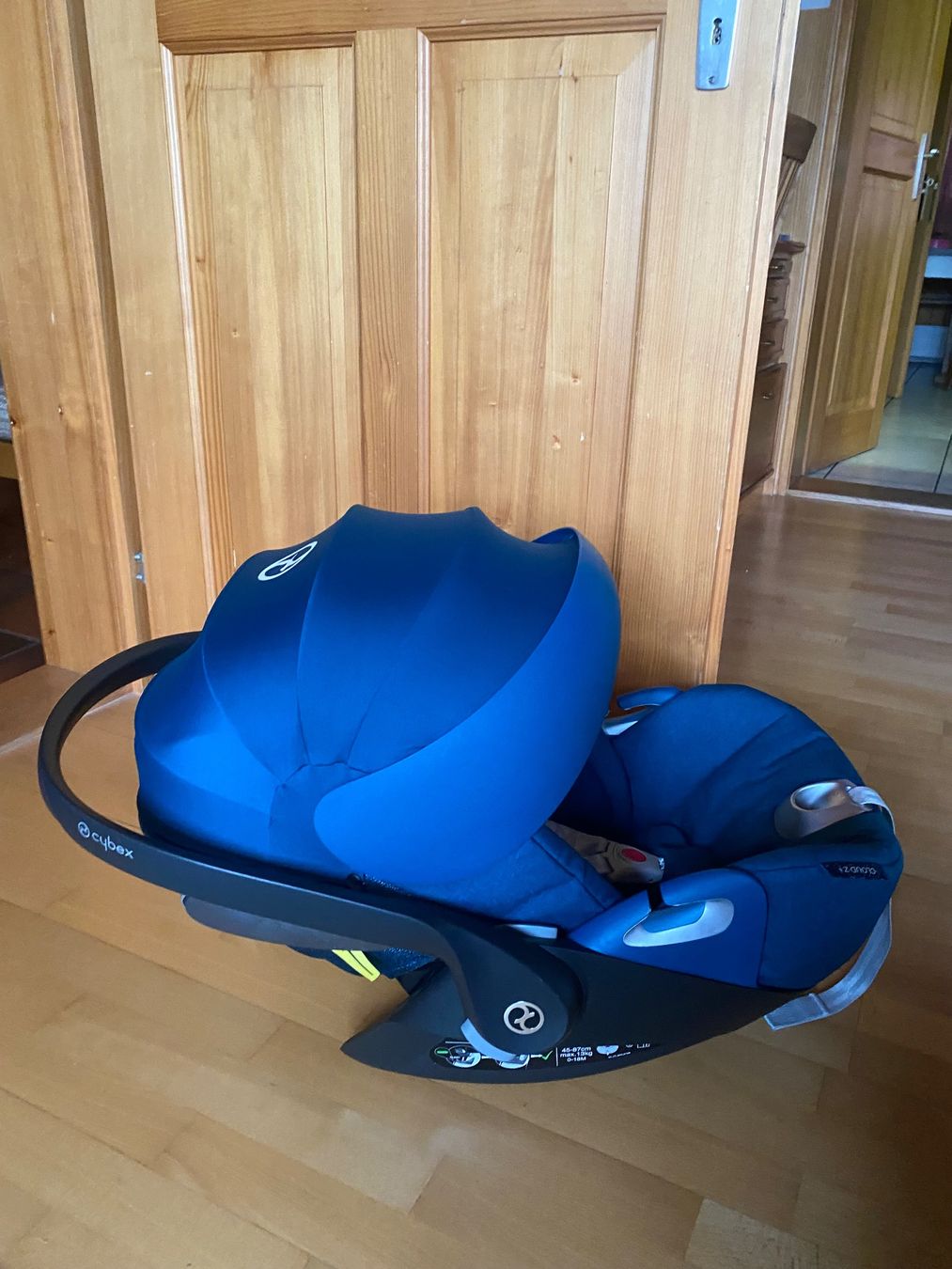 Cybex Seggiolini per auto: Babyschale Cybex Claud Z i-size – Usato da Oberstammheim venduto da ede_686j
