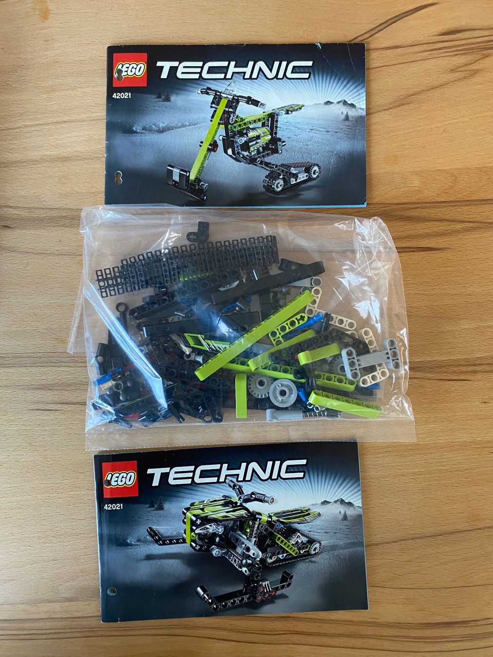 Technics Kit di costruzioni: Lego Technic 42021 Schneemobil – Usato da Frauenfeld venduto da 2Lions 1