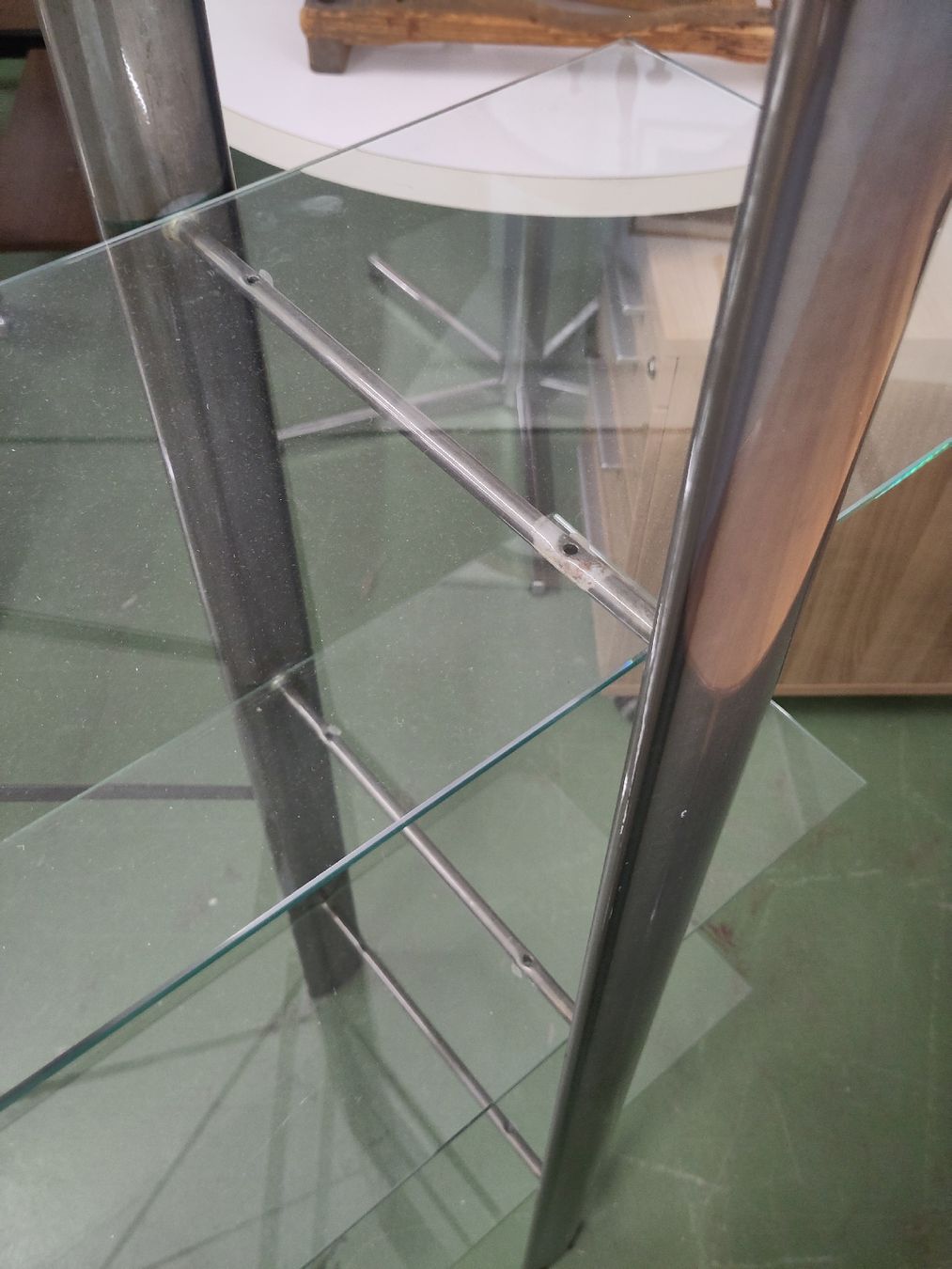 Étagères: Metallregal mit Glasplatten – D'occasion à Pratteln par Cartonsducoeur_bl 4