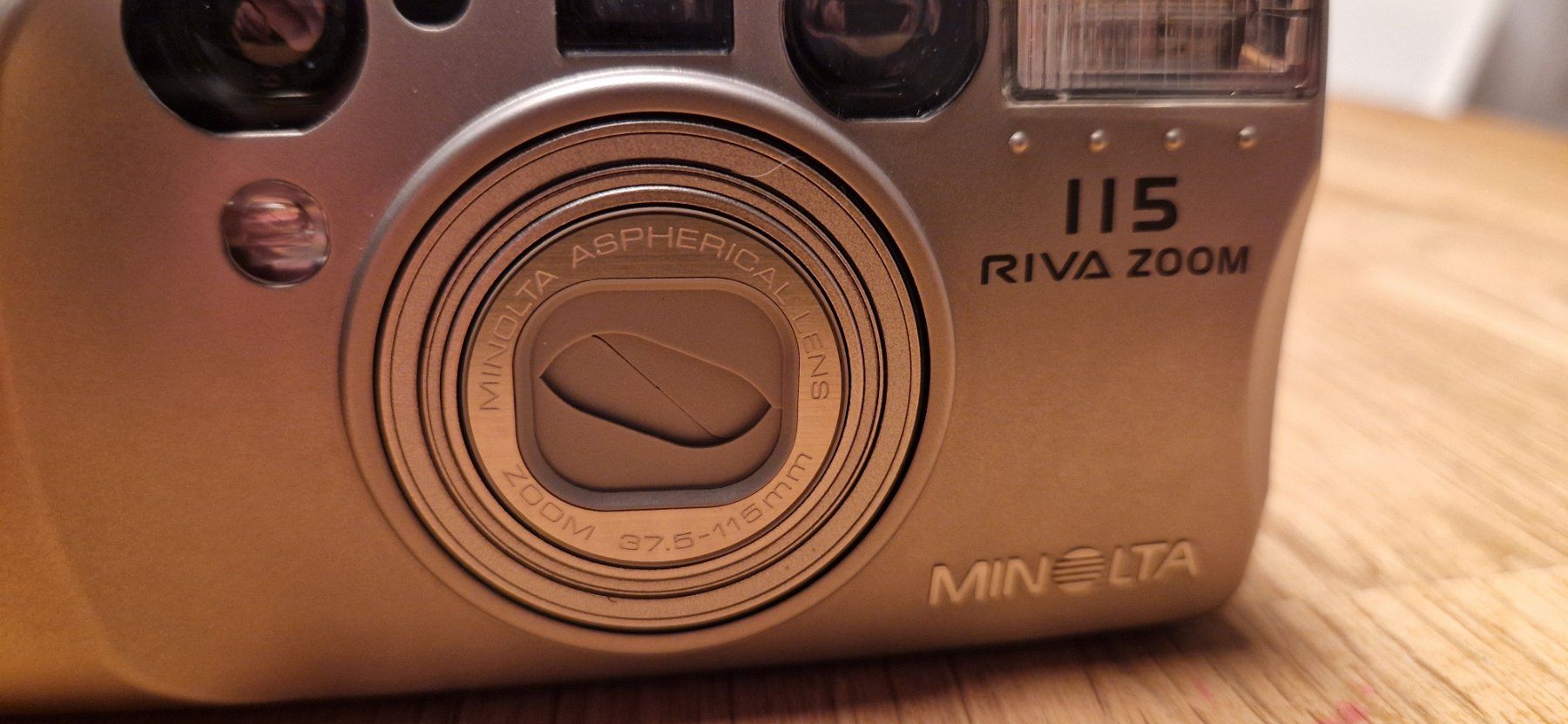 Minolta Fotocamera: Minolta 115 Riva Zoom Kleinbild Analogkamera – Usato da Zürich venduto da Lina049 3