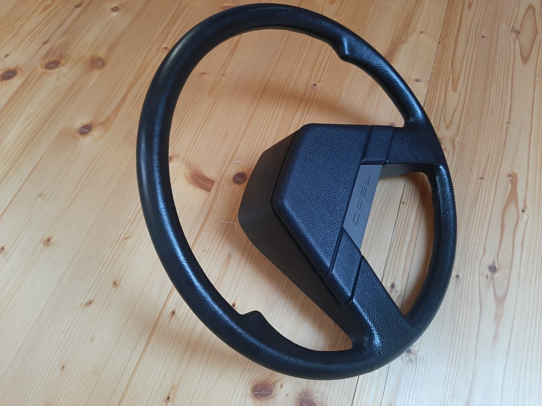 Opel Tutti pezzi di ricambio auto: Opel Rekord E2 Lenkrad orginal – Usato da Mönthal venduto da Radon733 8