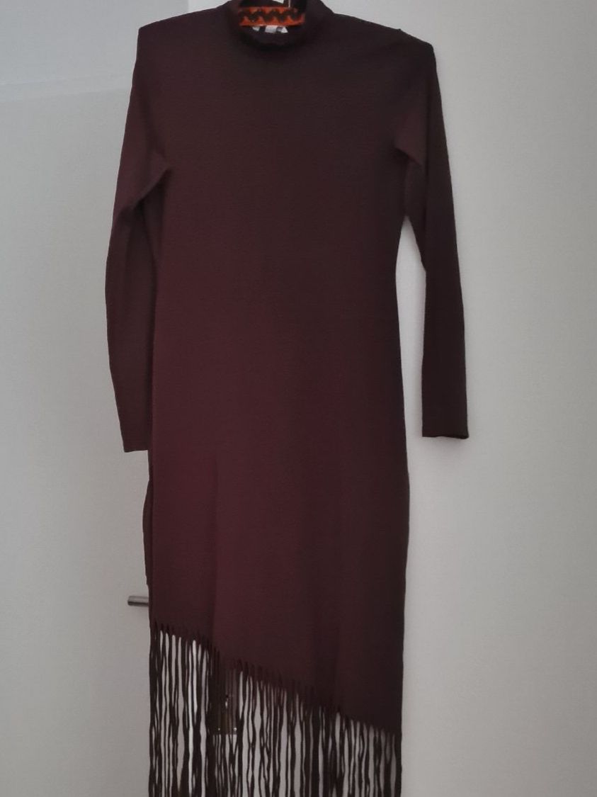 H&M Kleider: Damen Kleid Gr. M Weinrot – Gebraucht aus Steinen von turbogeiss99 2