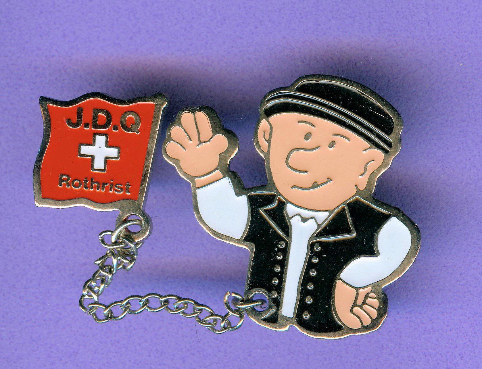 Plaketten & Abzeichen: 2 Pins  J.D.Q.  Rothrist – Gebraucht aus Winterthur von Sammleroase