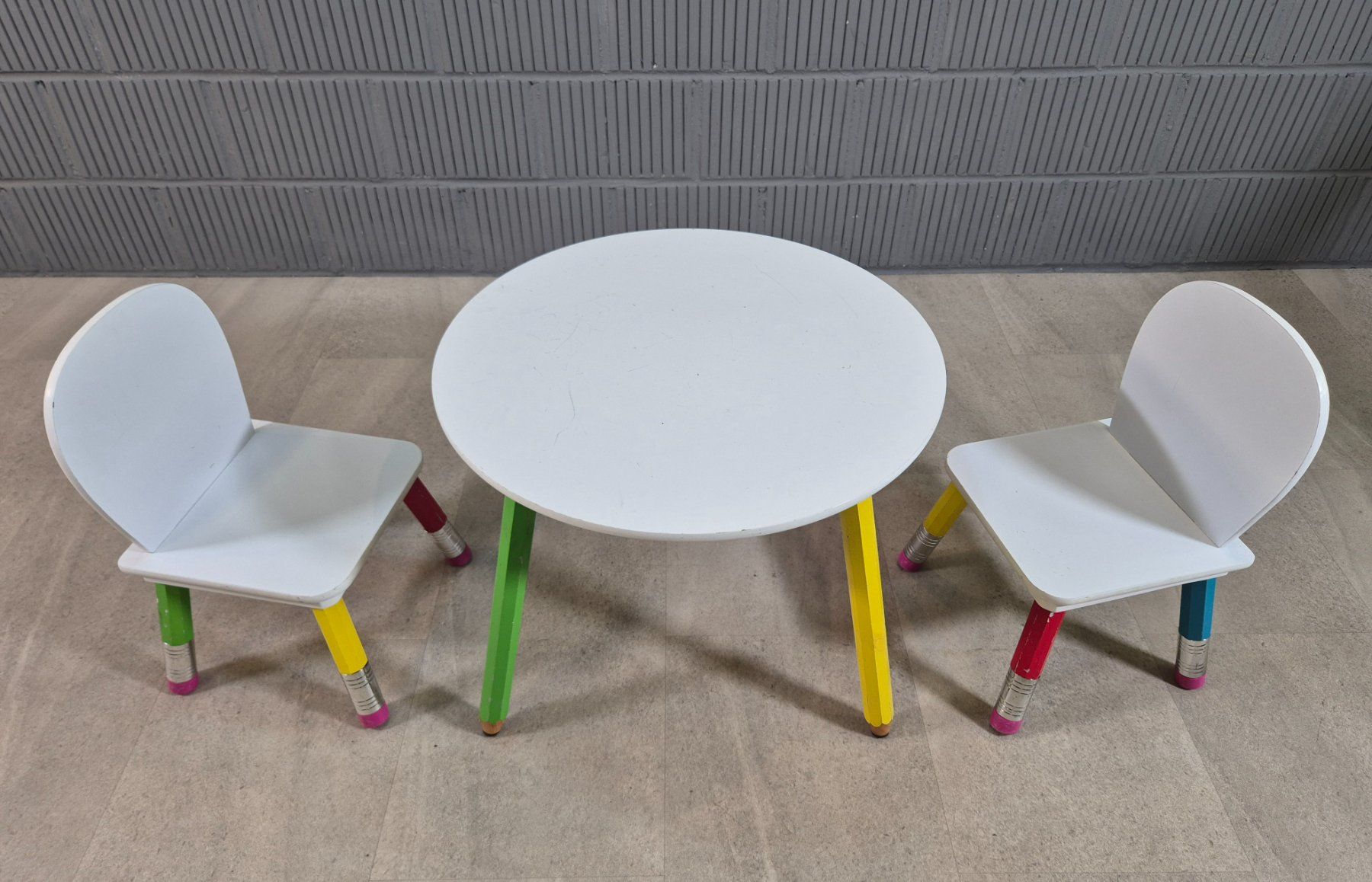 Tische: Set Pierre Sala Bleistift Pen Table Stool Kinder Tisch Stuhl – Gebraucht aus Nottwil von Wondewa-Shop 1
