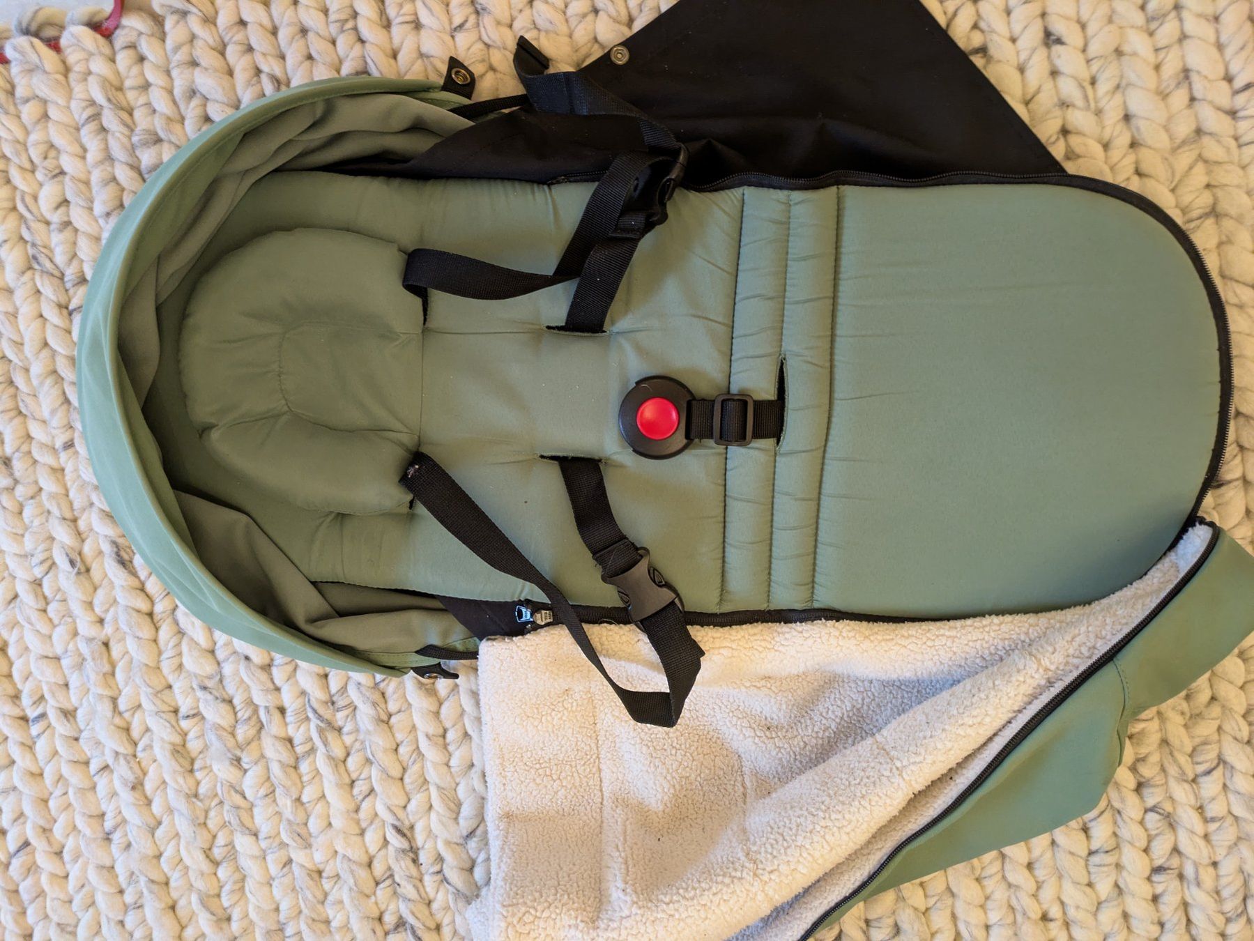 Babyzen Carrozzine: Yoyo Babyzen newborn pack – Usato da Zürich venduto da EMLJ