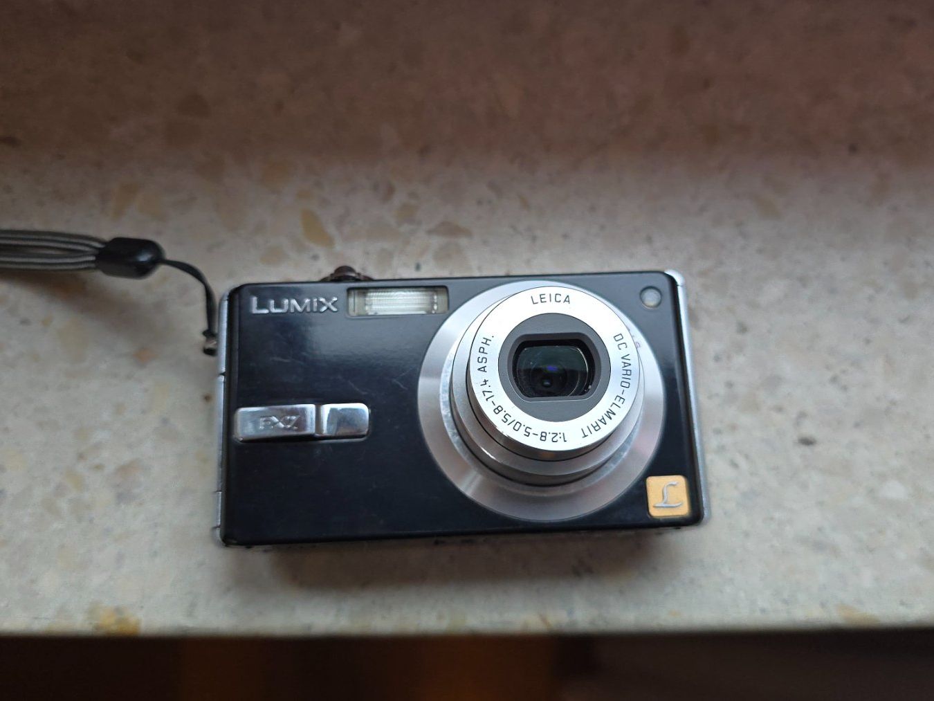 Panasonic Fotocamera: Kamera Panasonic DMC-FX7 – Usato da Wallisellen venduto da theblacksheep 3