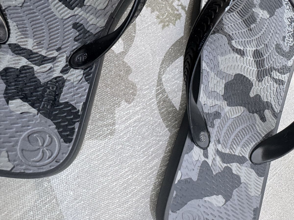 Scarpe da uomo: Ipanema Badeschuhe Grösse 36/37 Tarnmuster – Usato da Zürich venduto da Orionos 4