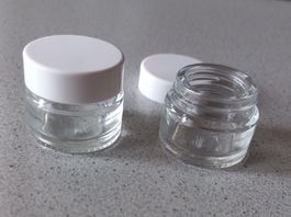 Leere Glastiegel, Salbentiegel, Cremetiegel, 3 Stück