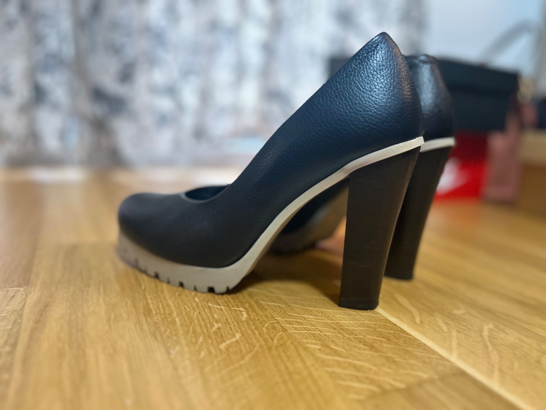 Scarpe da donna: NAVYBOOT HEELS/PUMPS – Nuovo (secondo la descrizione) da Luzern venduto da Suneha 2