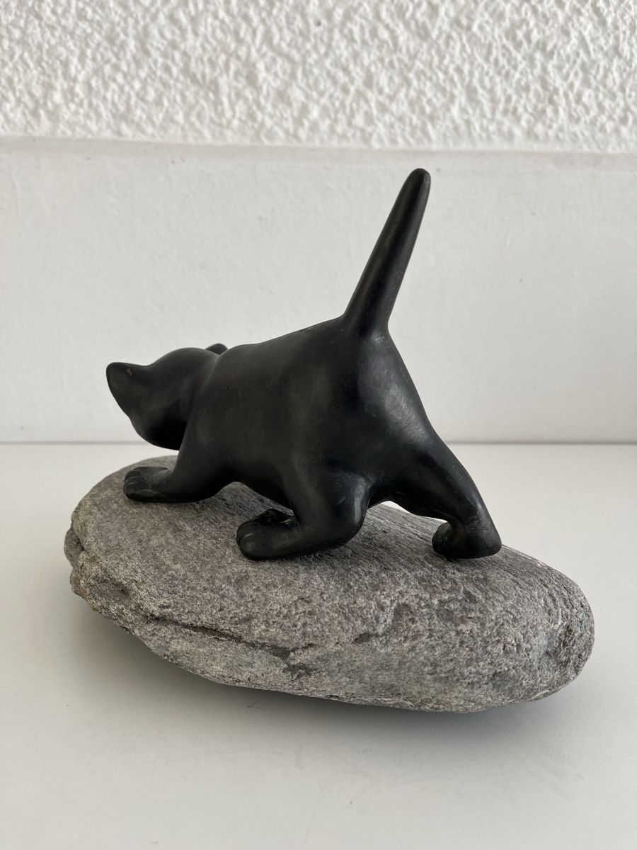 Statuette: Katze aus Metall auf Stein – Usato da Wetzikon ZH venduto da seli03 6