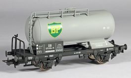 Liliput 225021 - DB Kesselwagen «BP» 2-achsig - Ep. III