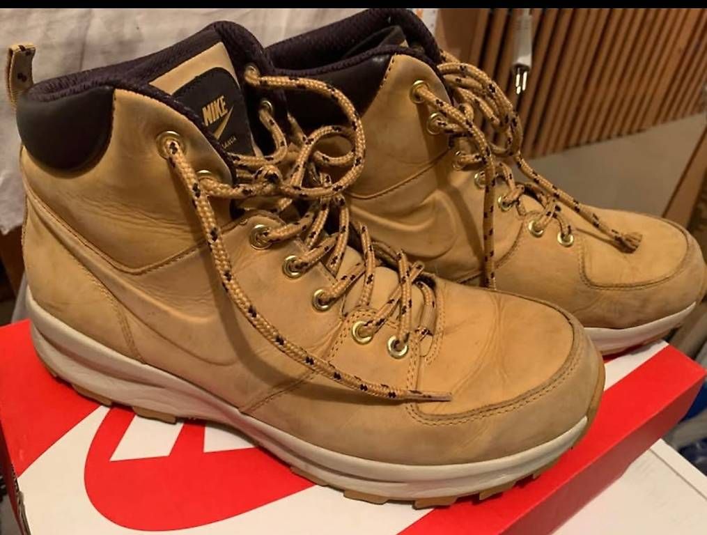 Scarpe da uomo: Nike Winterschuhe Gr.42,5 – Usato da Obernau venduto da Antarctica4