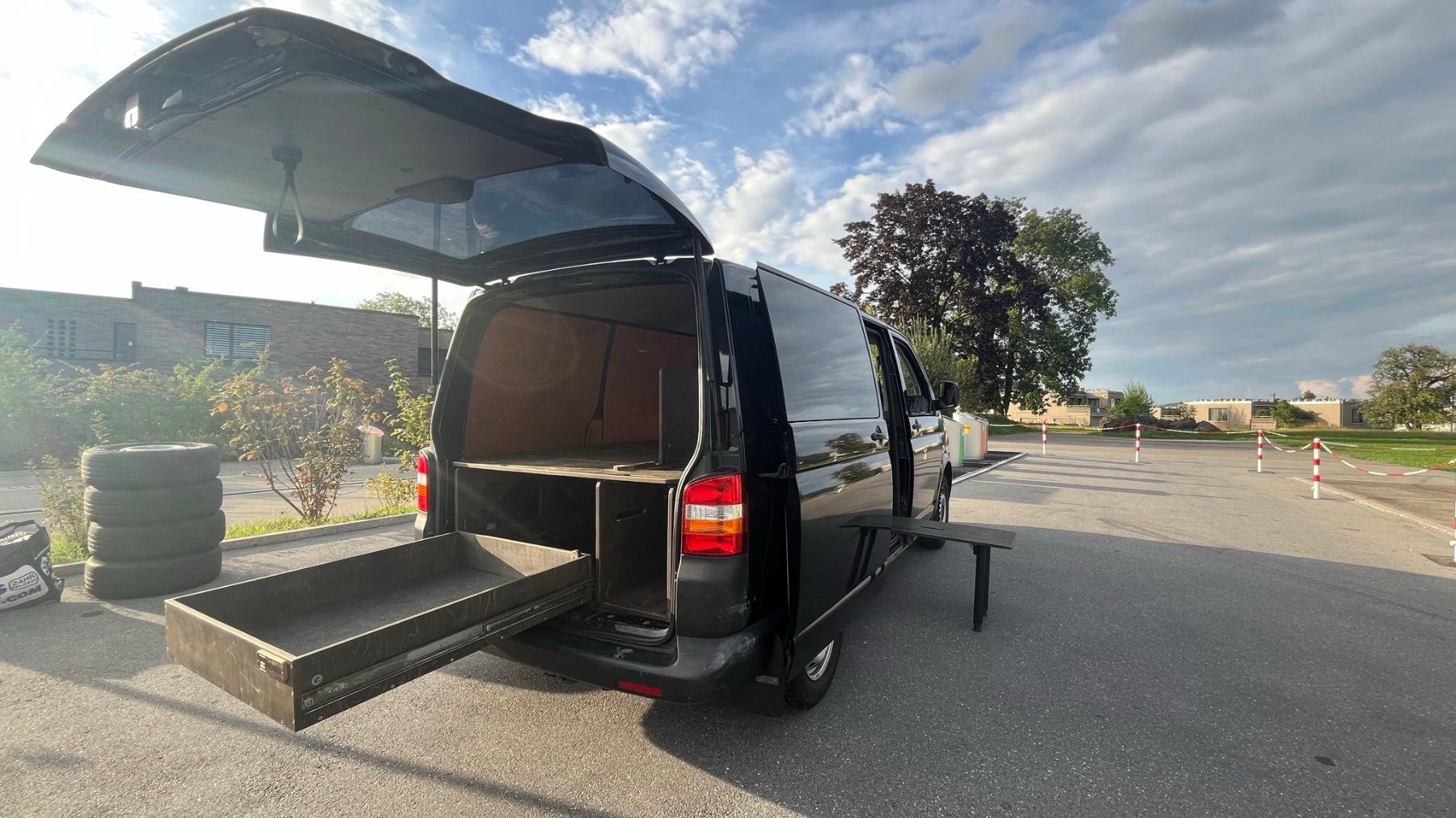 VW Camping Fahrzeuge: VW T5 Transporter – Gebraucht aus Kilchberg von janick.schmid 1