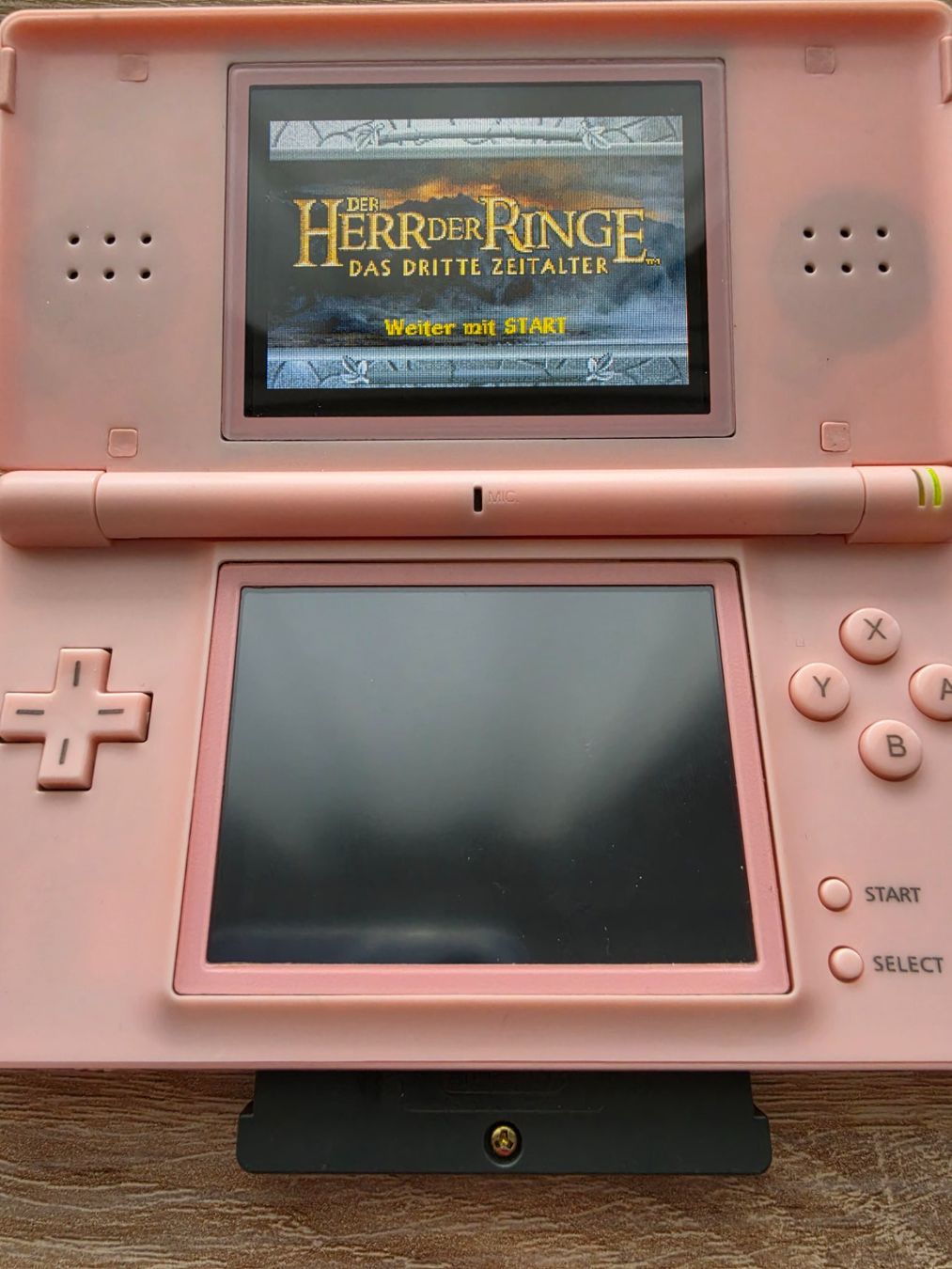 Nintendo DS lite in rosa (Gebraucht) in Sempach für CHF 55 – mit ...
