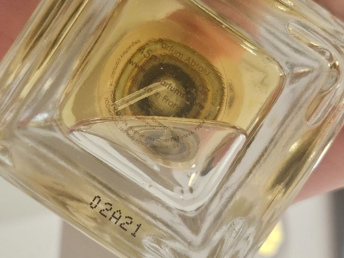Parfums & Eau de Toilette: Isabelle Burdel ébène et pluie 30 ml – D'occasion à Bex par bes_9dyf 4
