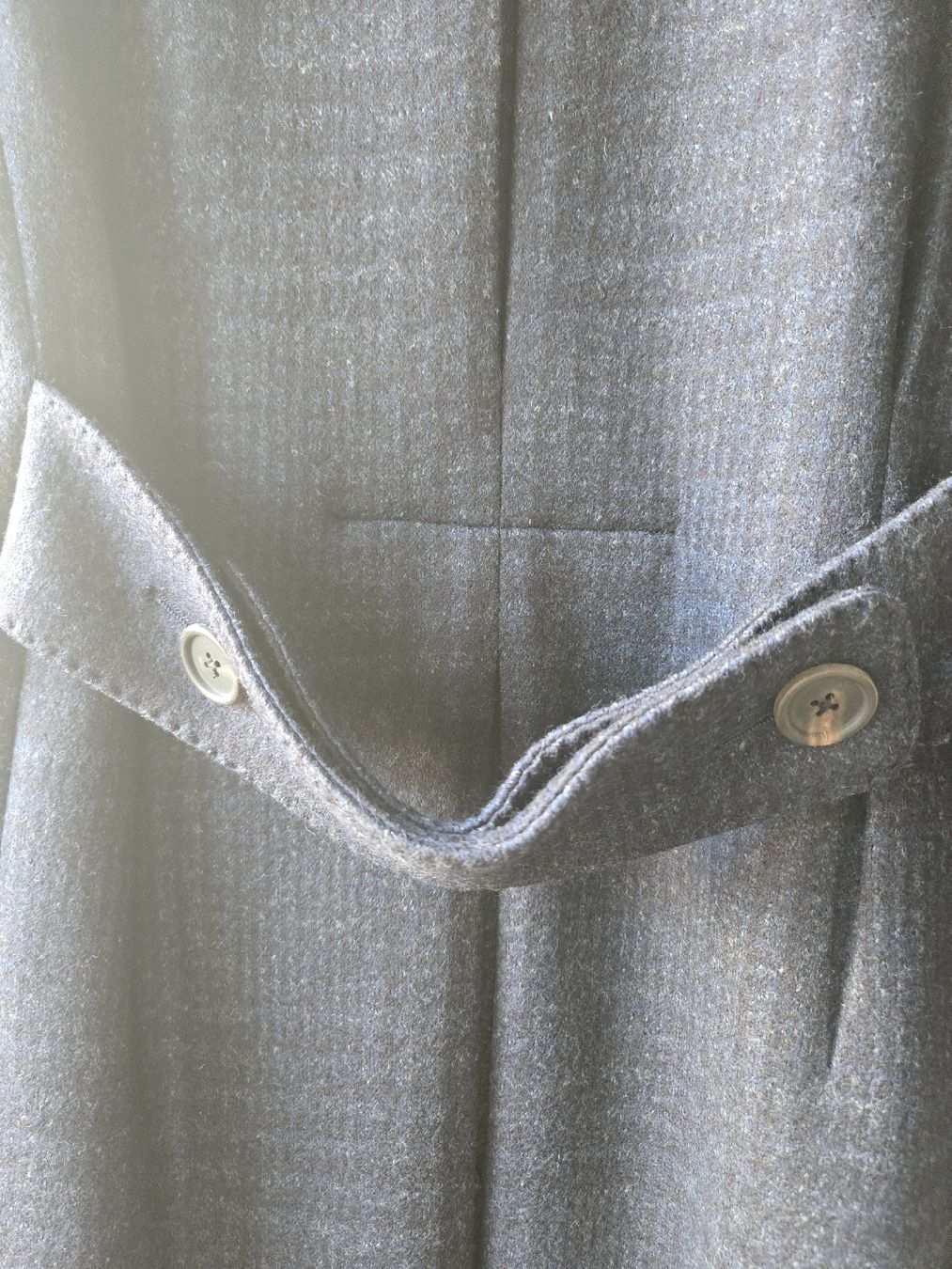 Lardini Cappotti: LARDINI MANTEL DUNKELBLAU – Usato da Zug venduto da f_t_827r 1