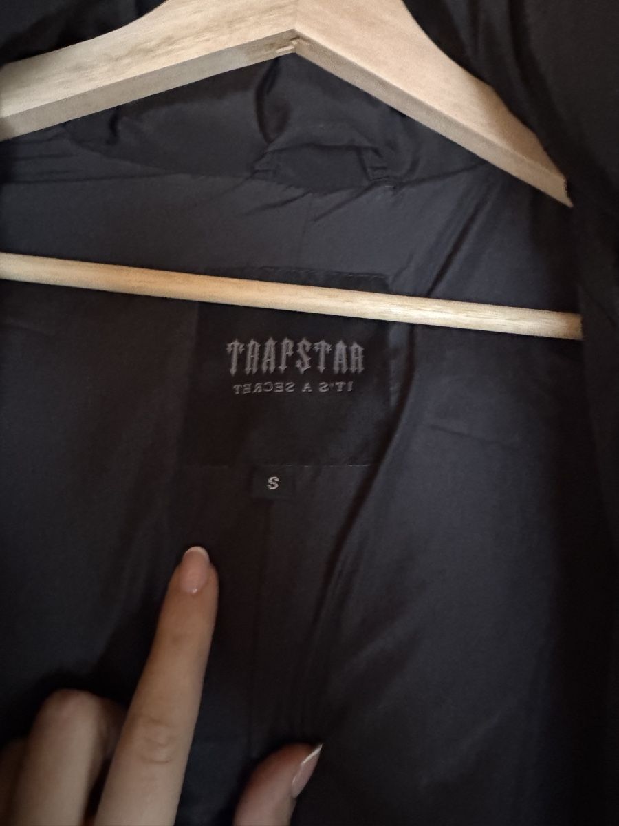 Trapstar Giacche: Trapstar Puffer Jacket - schwarz – Nuovo (secondo la descrizione) da St. Gallen venduto da ElmedinaZ 2
