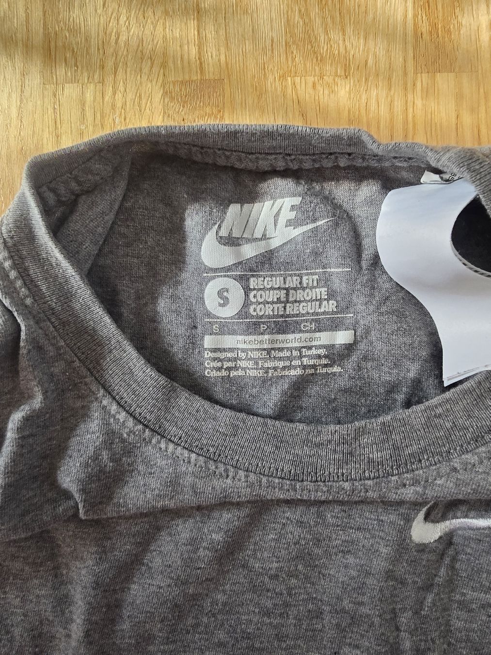 Nike T-shirt: Débardeur Nike gris taille S  – Usato da Mont-sur-Lausanne venduto da Didinho 3