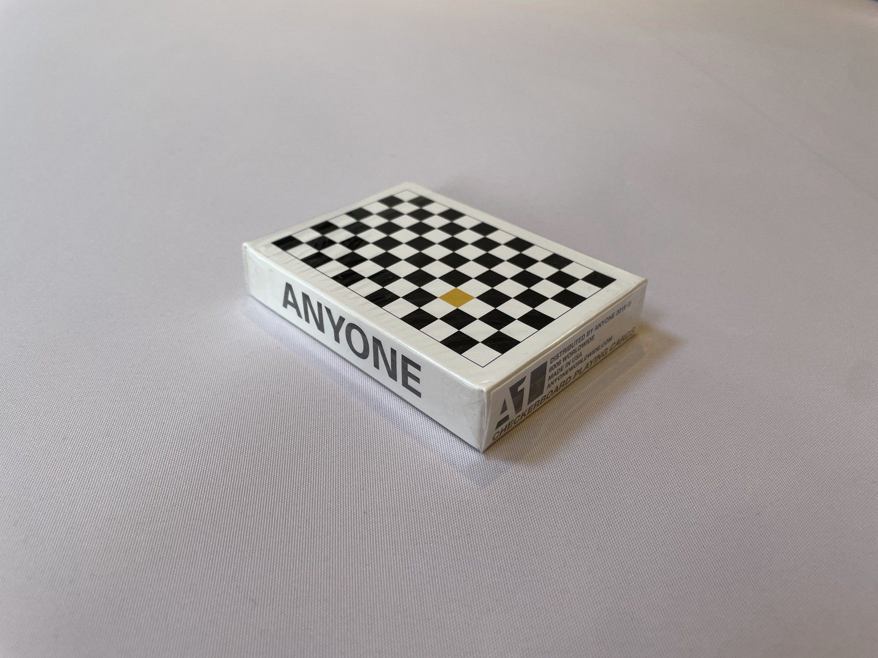 Giochi: ANYONE – Playing cards - Cardistry – Nuovo e nell'imballaggio originale da Vaulruz venduto da BeautifulDecay 2
