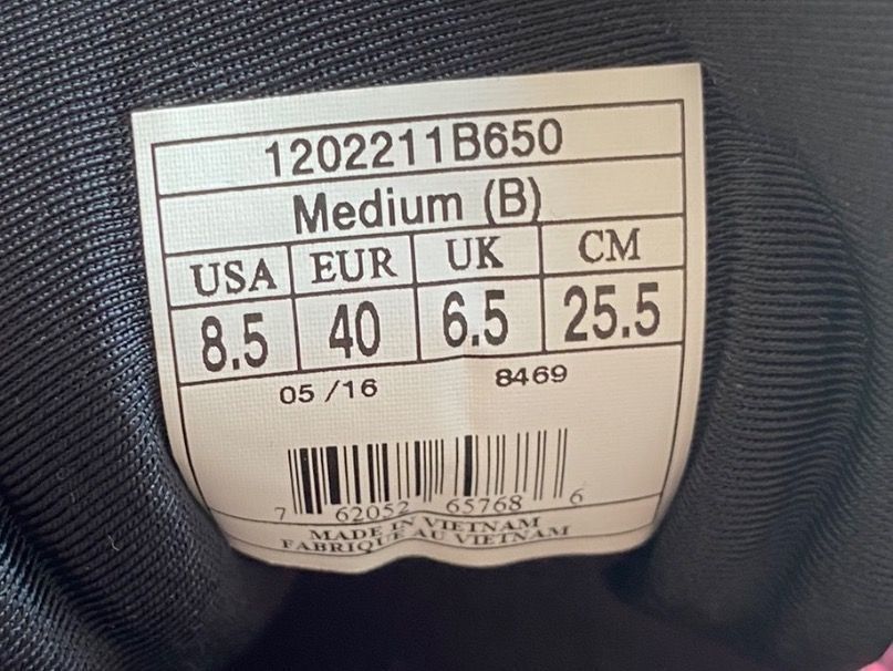 Brooks Scarpe da donna: BROOKS ASTERIA Laufschuh Damen, Gr. 40 – Nuovo e nell'imballaggio originale da Luzern venduto da falena01 8