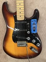 E-Gitarre Tanglewood Stratocaster mit eingebautem Bluespedal