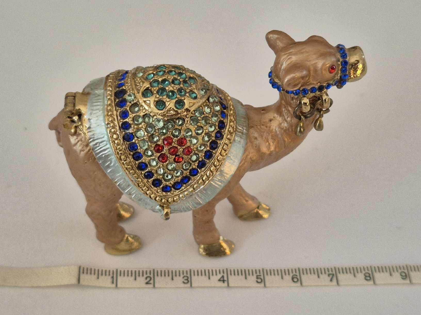 Statuette: Schatulle Kamel Figur Strass Dromedar Ring – Usato da Russikon venduto da eunicetungol 5