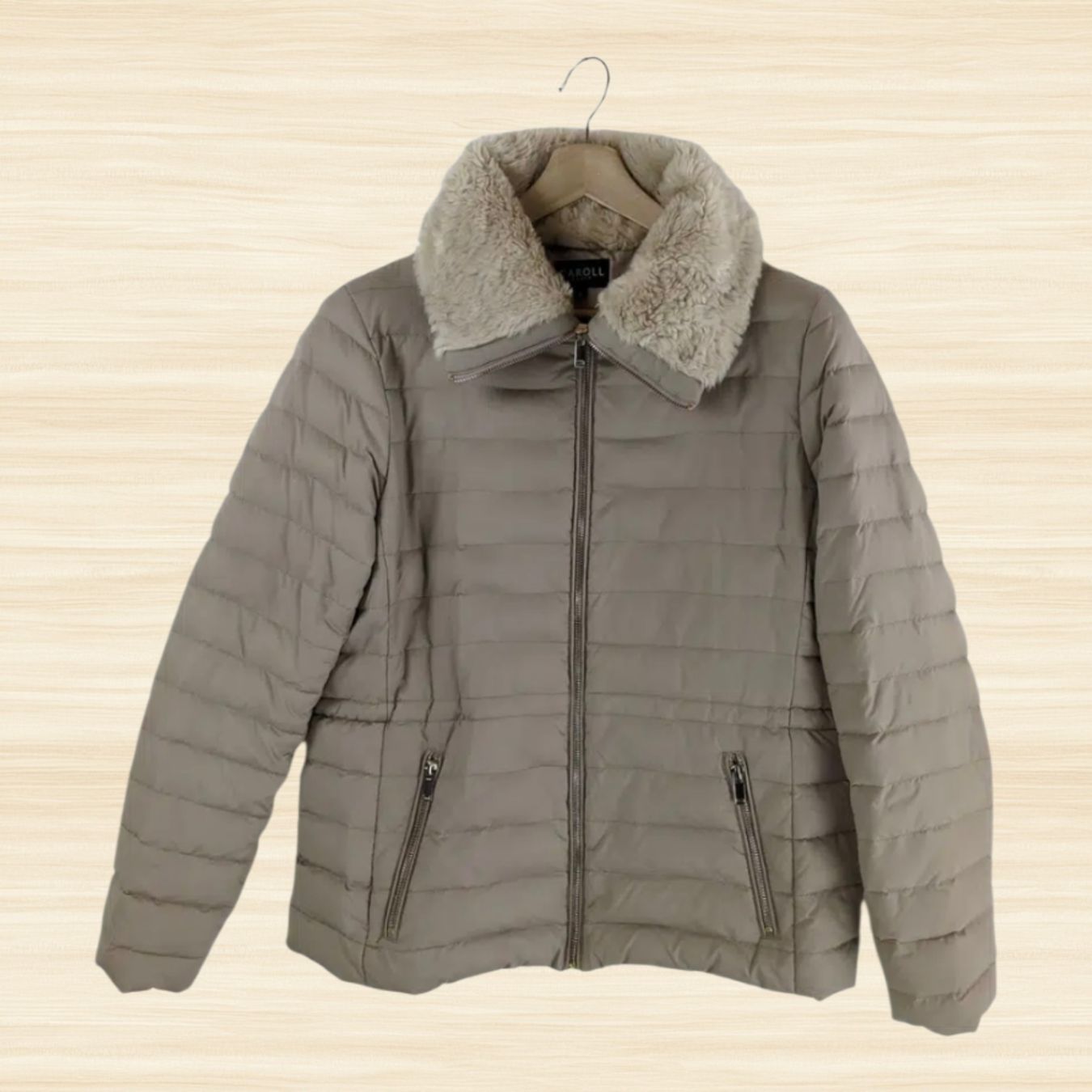 Caroll Jacken: Caroll Doudoune  Plume de canard - Taille L – Gebraucht aus Le Locle von sAm_2112