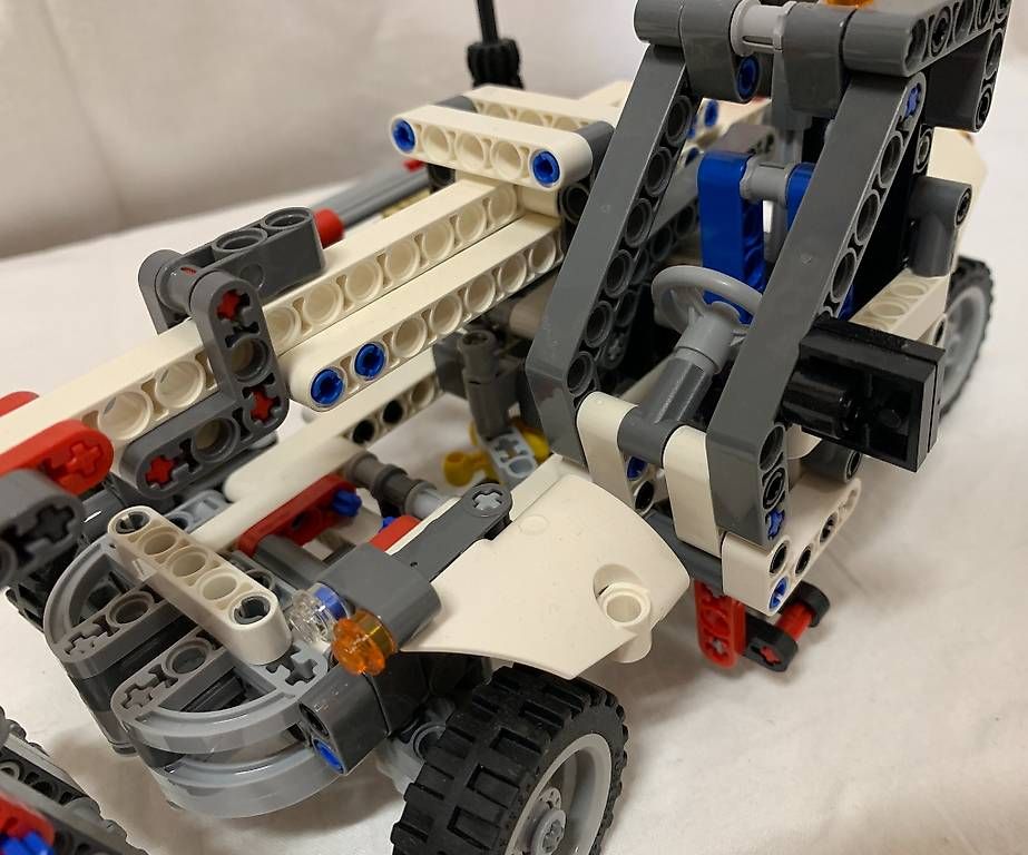 Lego Kit di costruzioni: Lego Technic Bucket Truck – Usato da Meikirch venduto da meineangebote 2