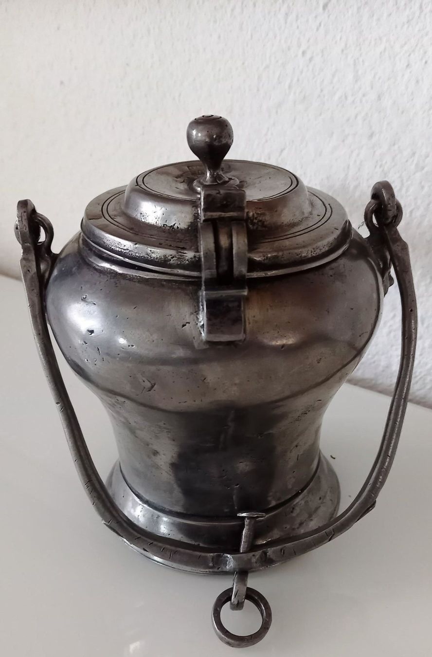 Karaffen: Sehr alte Kanne mit div.Punzen  1825 – Gebraucht aus Wallisellen von chanel007 2