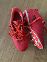 Crampons football Adidas rouges taille 34
