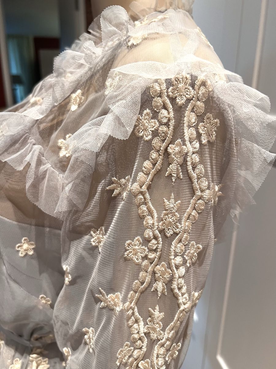 Kleider: Needle & Tread Kleid Gr. 38 – Gebraucht aus Kilchberg ZH von Lisavivienne 2
