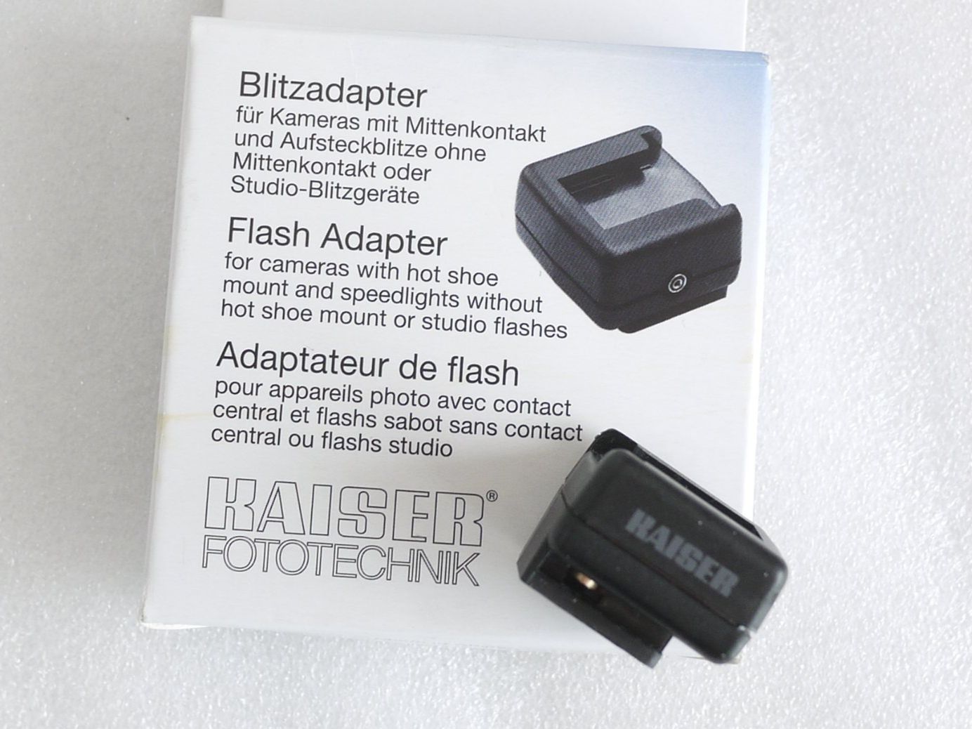 Kaiser Flash: Kaiser Blitzadapter 1300 Flash Adapter Adaptateur. New. – Nuovo e nell'imballaggio originale da Egg b. Zürich venduto da JCB