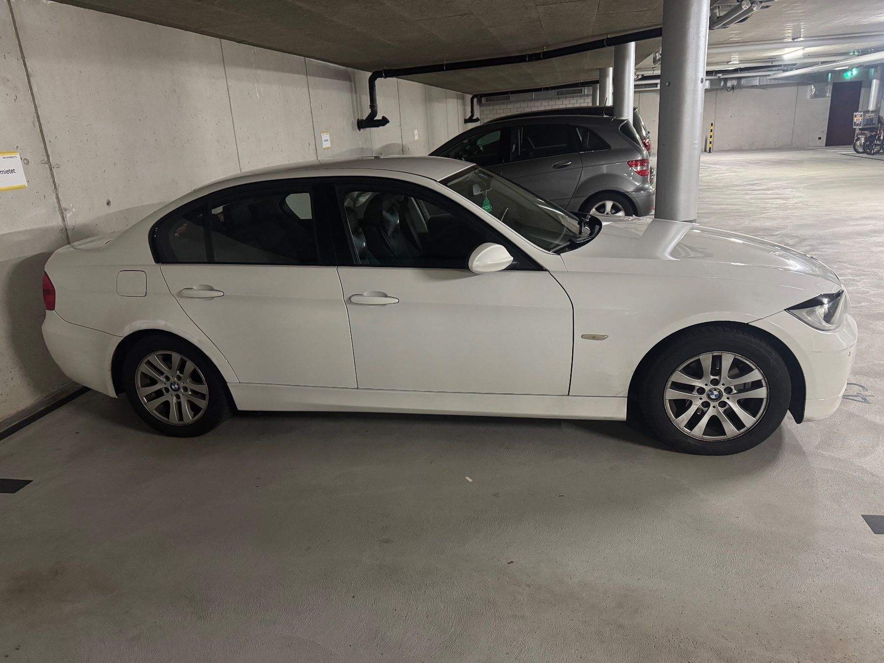 BMW Automobili: Verkaufe BMW 320i – Usato da Schlieren venduto da daw_9c98 1