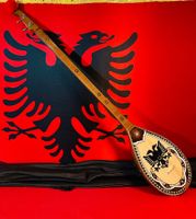 Albanisches Musikinstrument Qifteli