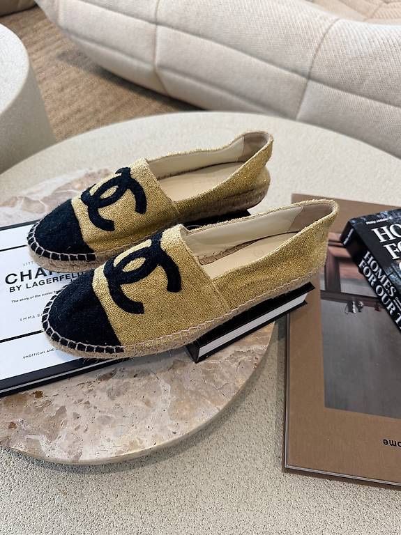 Chanel Scarpe da donna: CHANEL ESPADRILLES GOLD – Usato da Schwyz venduto da bofb 2