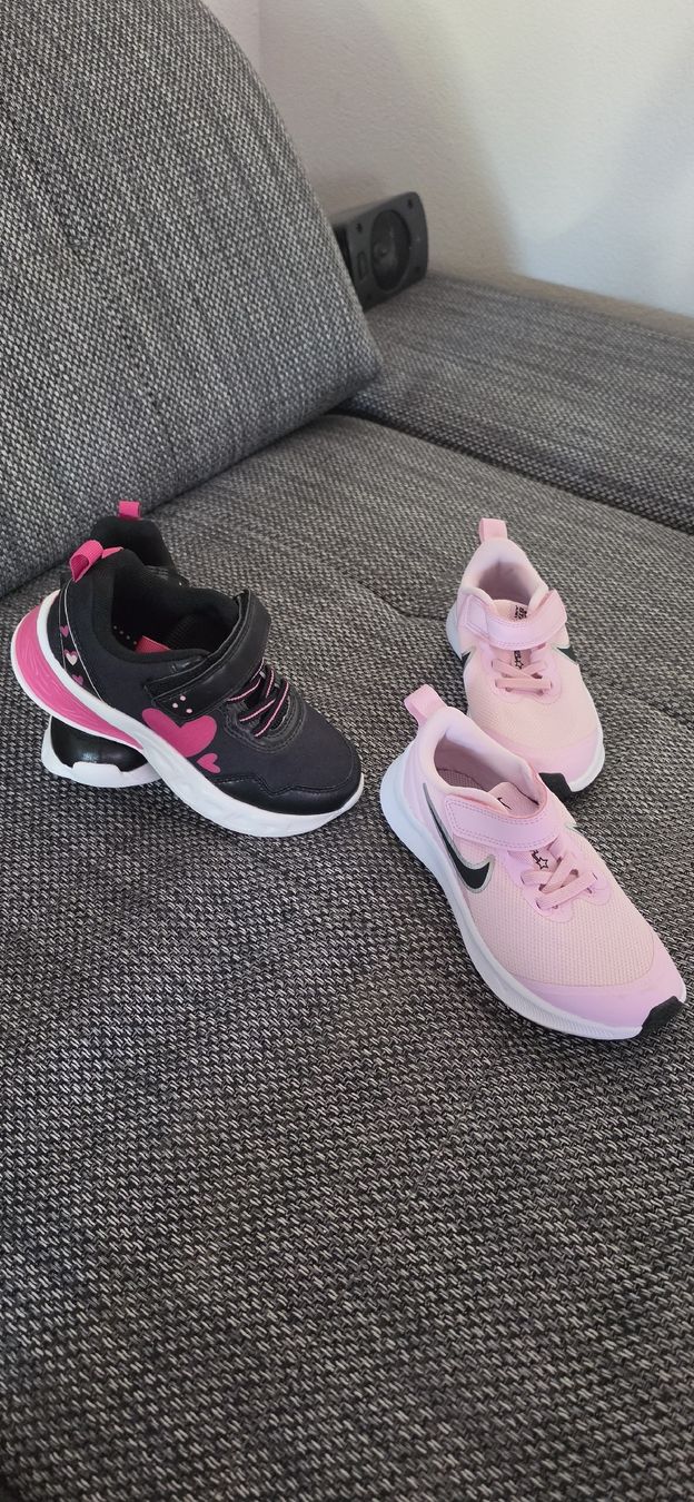 Scarpe per ragazze: Turnschuhe – Nuovo (secondo la descrizione) da Pratteln venduto da jennifer90