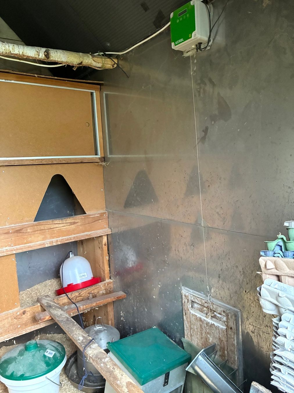 Cages, transport & sécurité: Altes Hühnerhaus – D'occasion à Ebnat-Kappel par wind-zenz 5