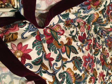 Bettüberwurf  280/210 cm, außergewöhnlicher Qualität, NEU